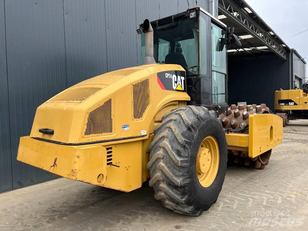 CAT CP74 Walzenzüge