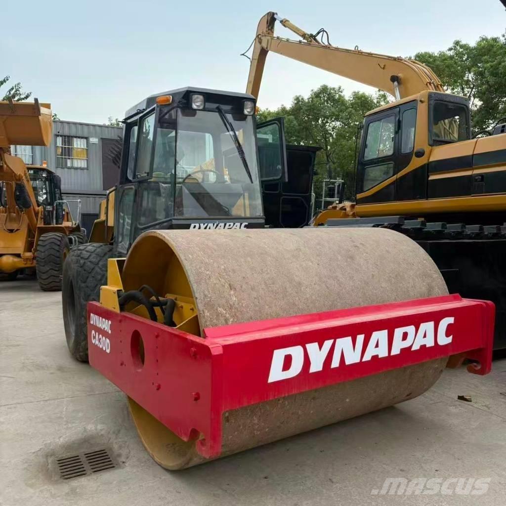 Dynapac CA 30 D Walzenzüge