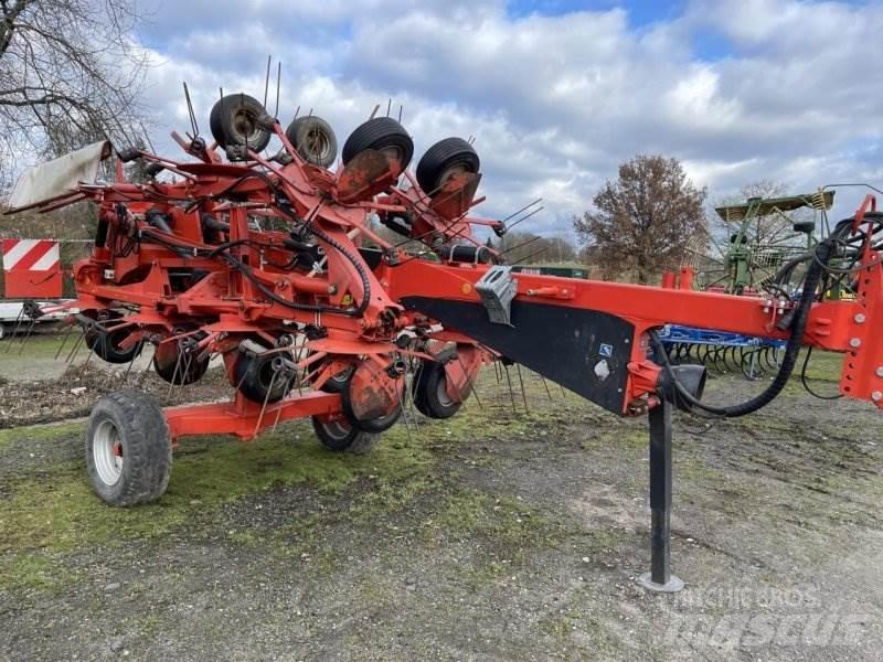 Kuhn GF 13002 Kreiselheuer/-wender