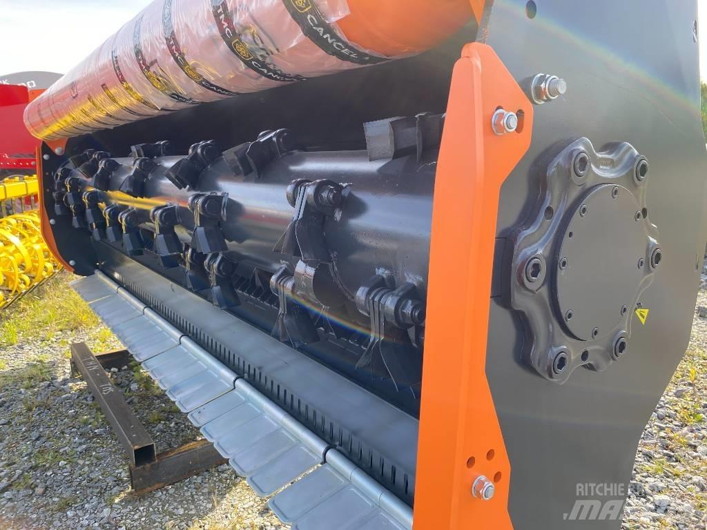 TMC THN 320D Mulcher