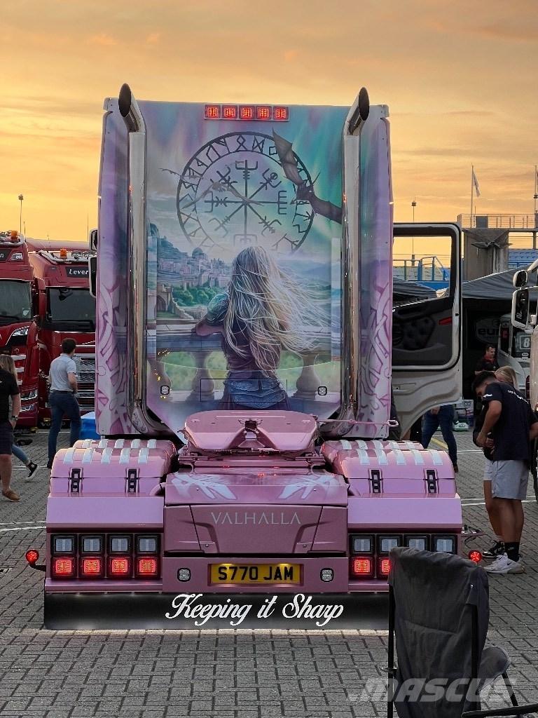 Hino 700 Abrollkipper