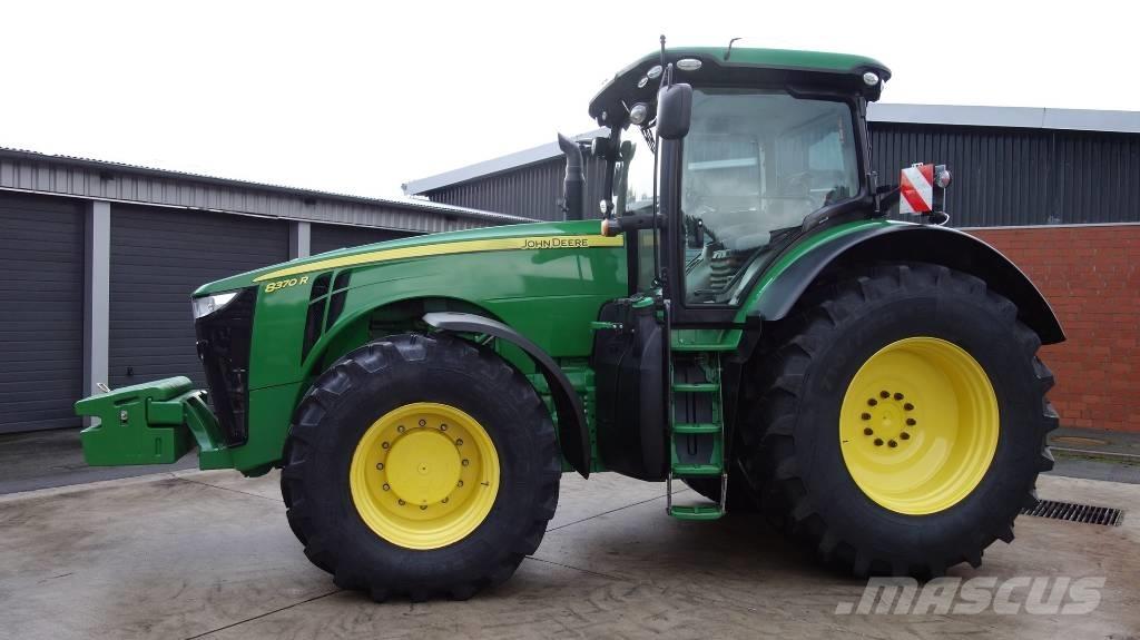 John Deere 8370 R Traktoren