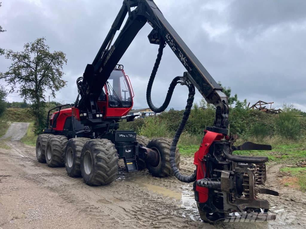 Komatsu 931 XC Harvester