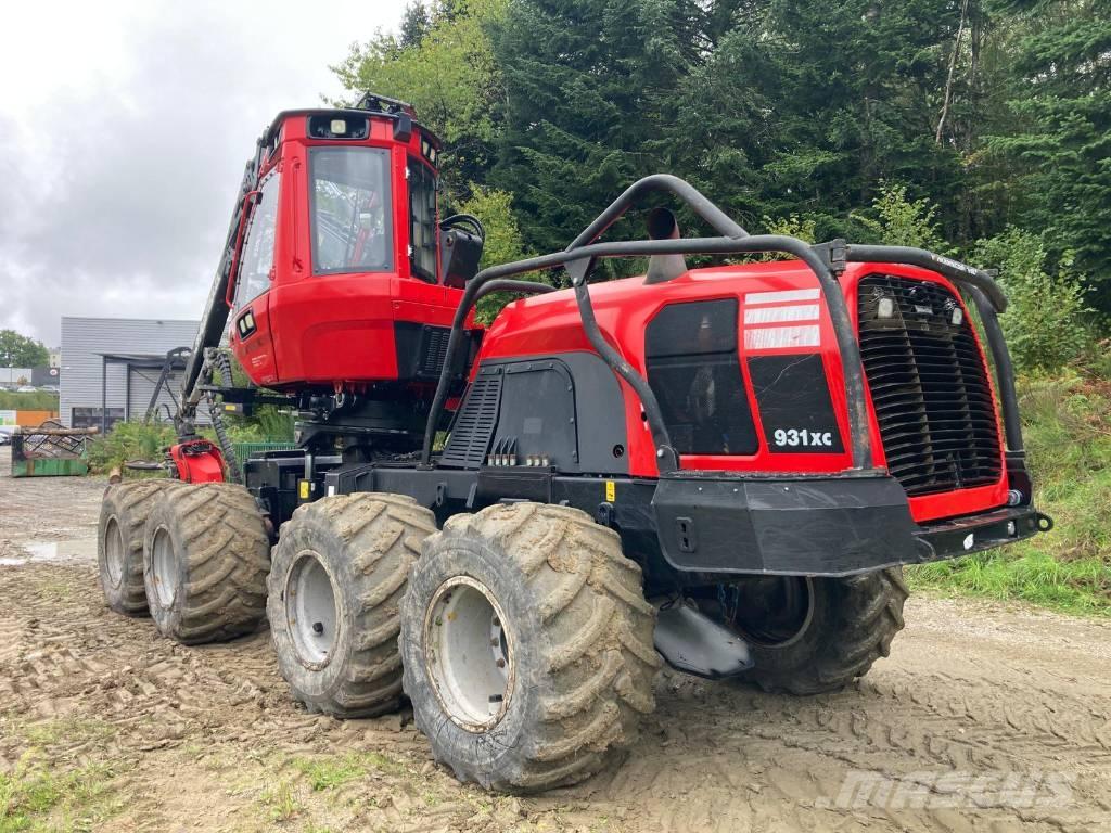 Komatsu 931 XC Harvester