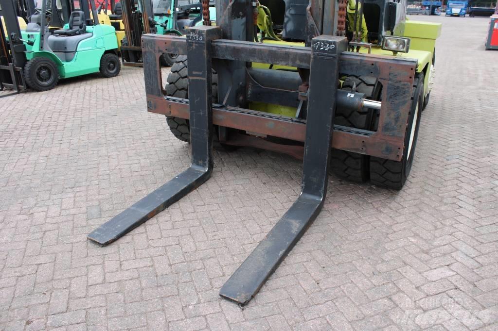 Clark DPL 136 Diesel Stapler