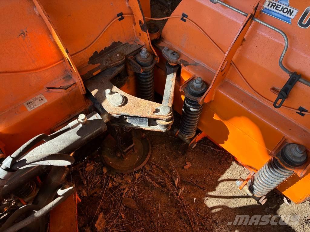 Optimal UP 245-440 Pflüge