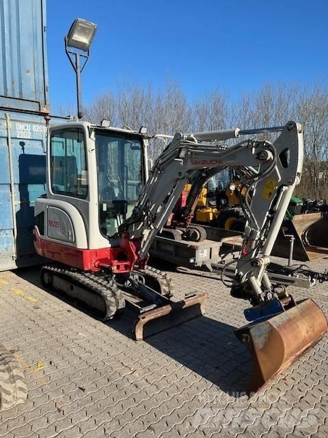 Takeuchi TB 225 Minibagger < 7t