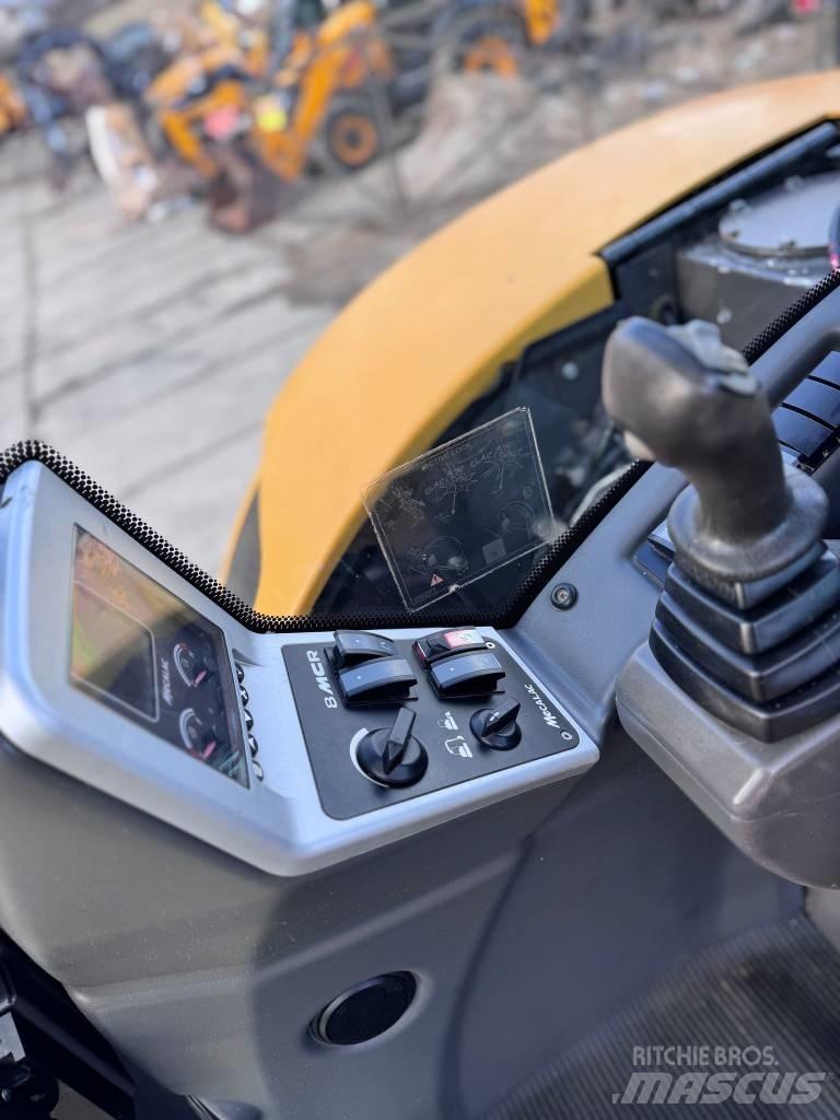 Mecalac 8 M CR Raupenbagger