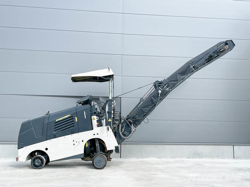 Bomag BM 500/15-2 Asphaltfräsen