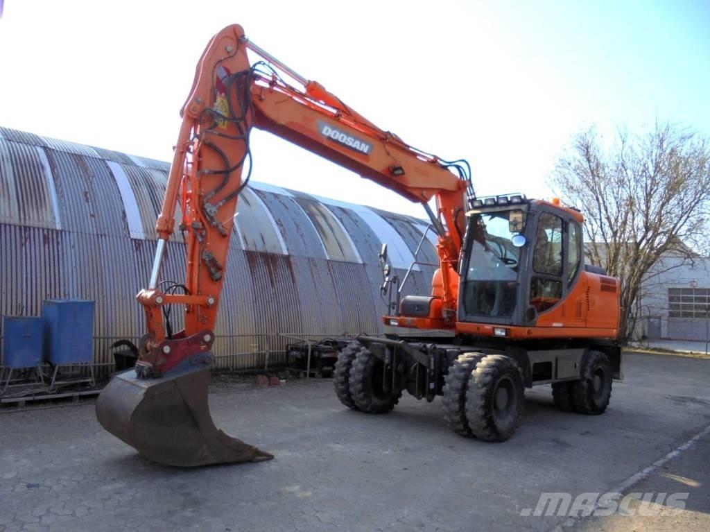 Doosan DX 160 W Mobilbagger