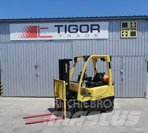 Hyster H 1.8 FT Gas Stapler