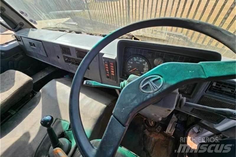 Tata LPK Andere Fahrzeuge
