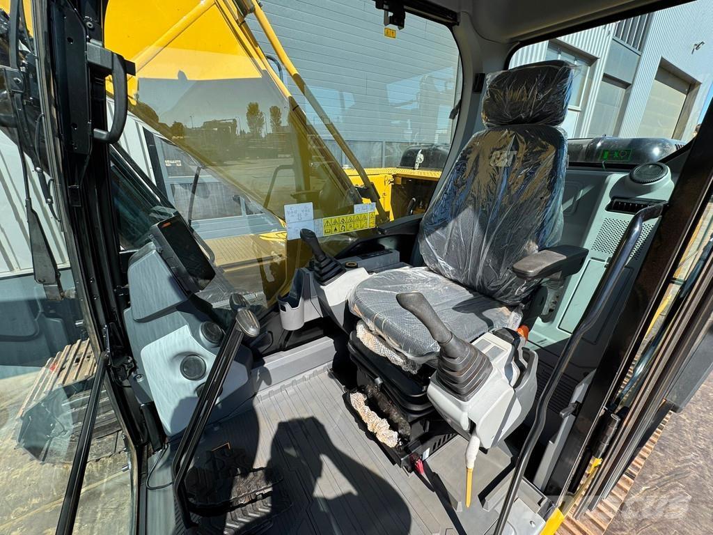 CAT 323D3 Raupenbagger