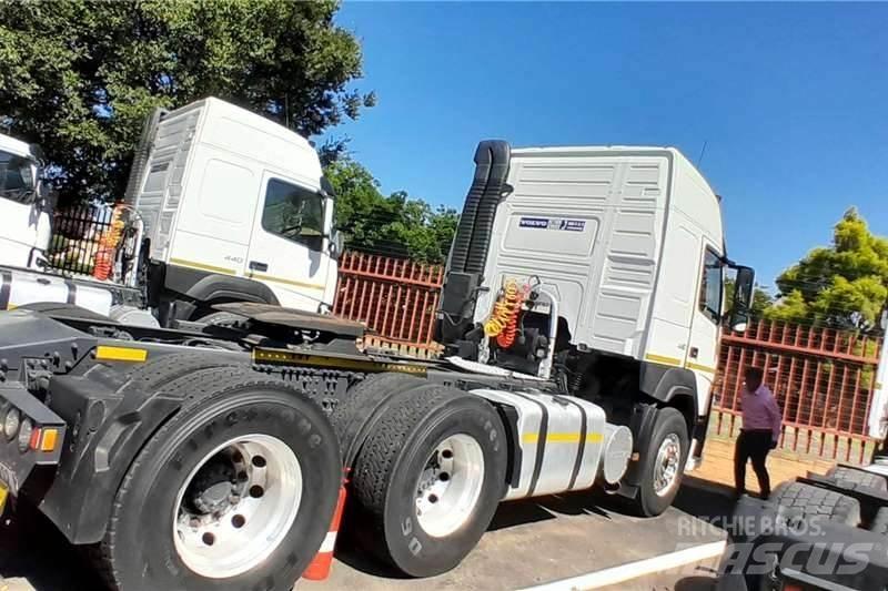 Volvo FMX(4) 440 Andere Fahrzeuge