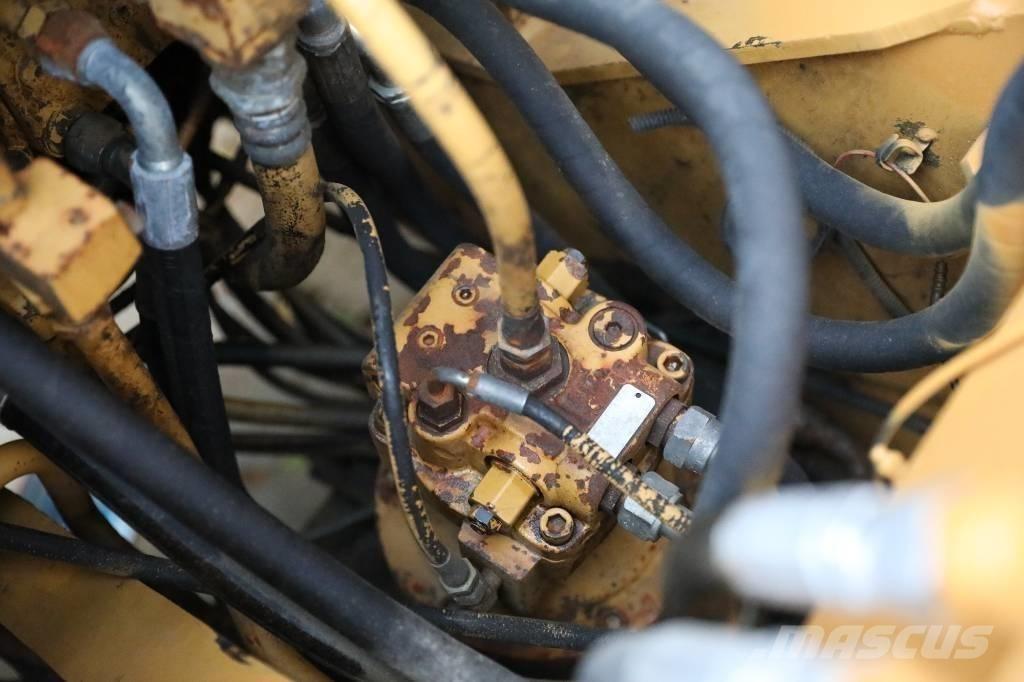 CAT E 70 B Minibagger < 7t