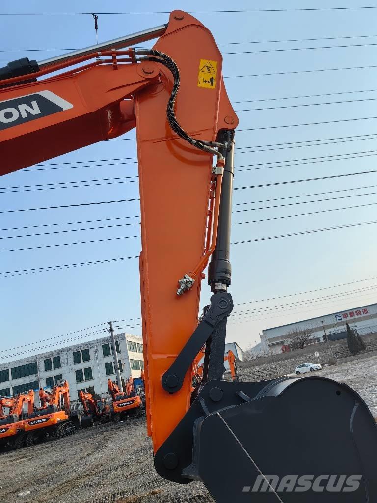 Doosan DX225 Raupenbagger