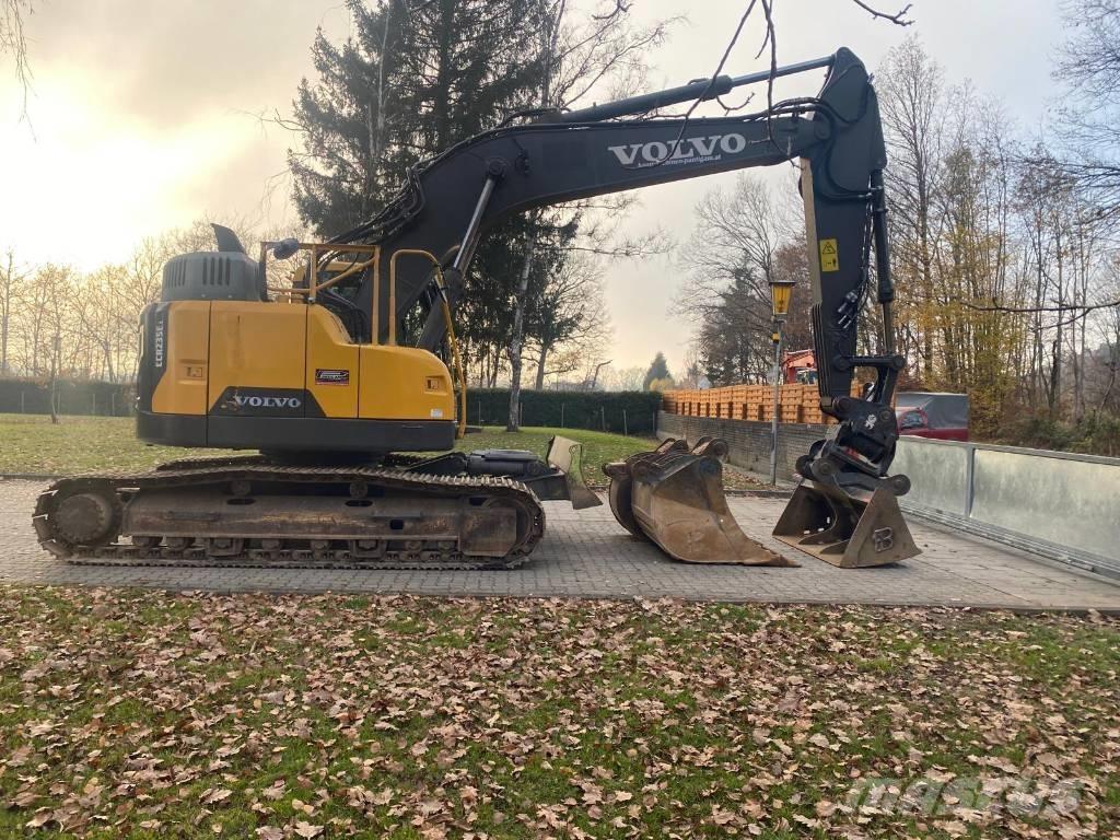 Volvo ECR 235 EL Raupenbagger