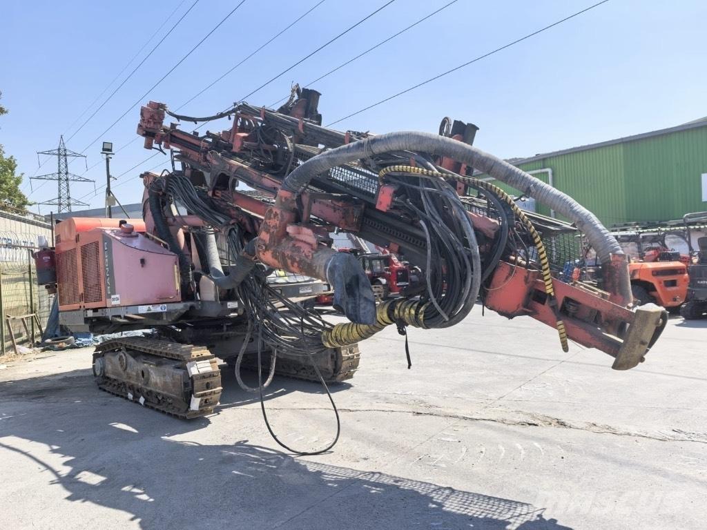 Sandvik DX 800 Oberflächenbohrgeräte