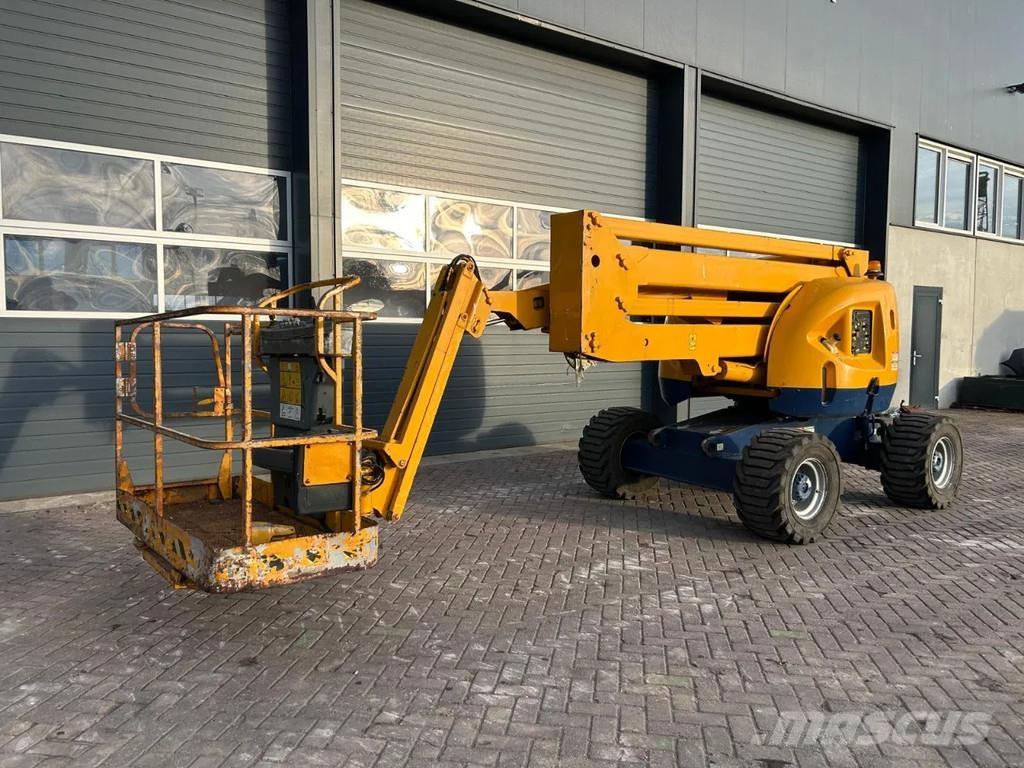 JLG 450AJ Gelenkteleskoparbeitsbühnen