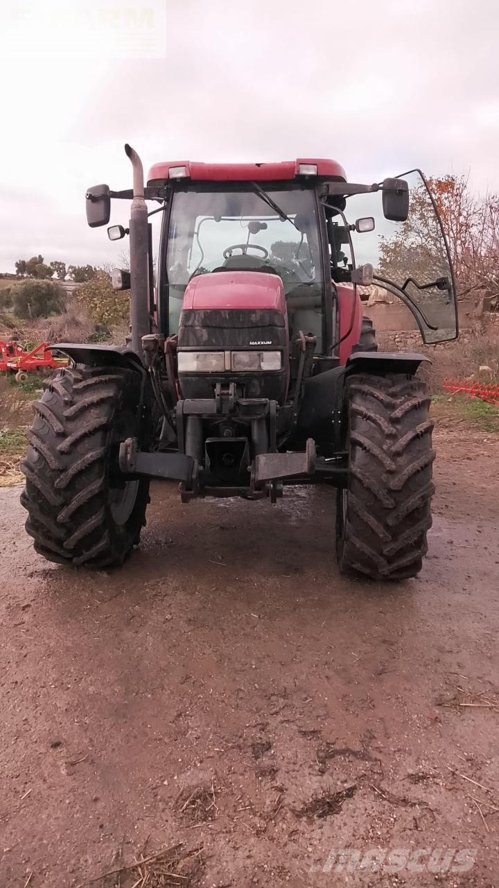 Case IH MXU 135 Traktoren