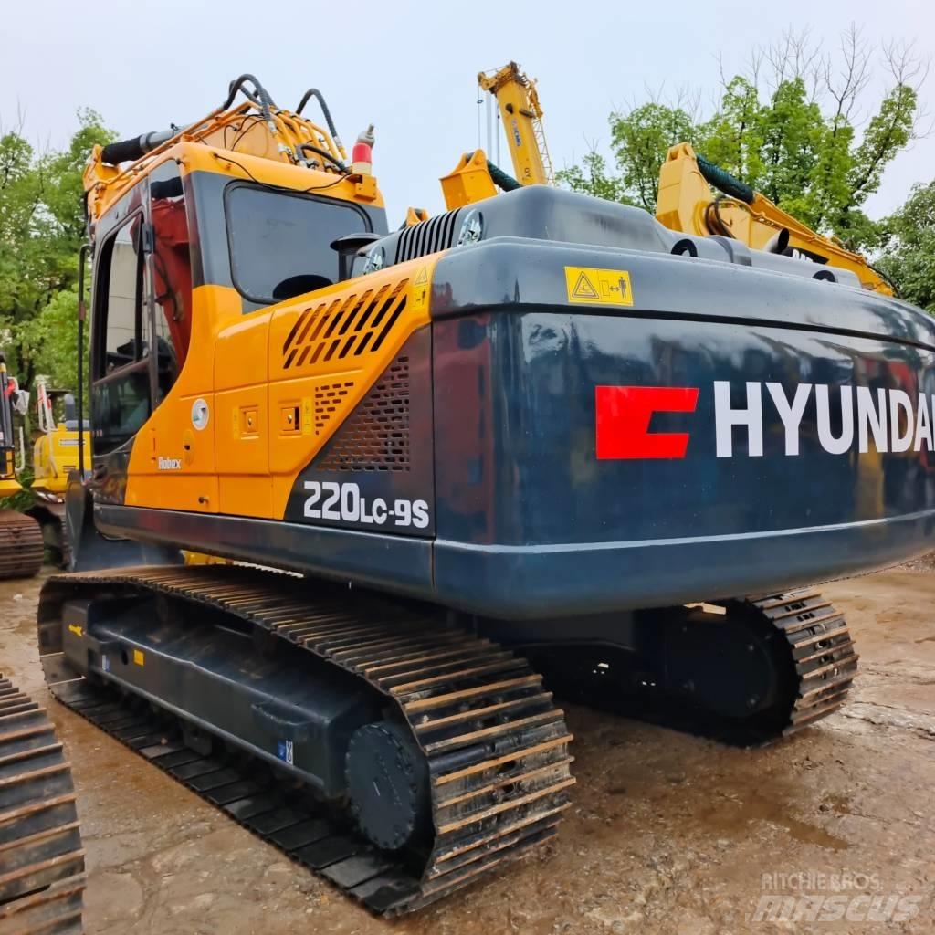 Hyundai 220lc-9s Raupenbagger