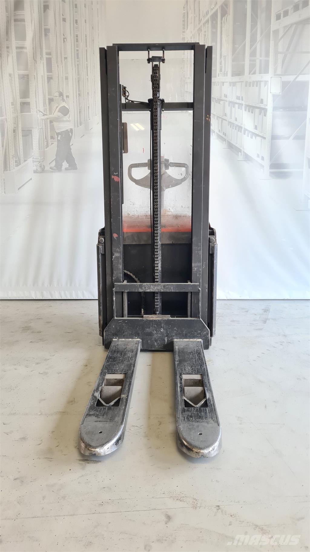 Toyota SWE120 Selbstfahrstapler