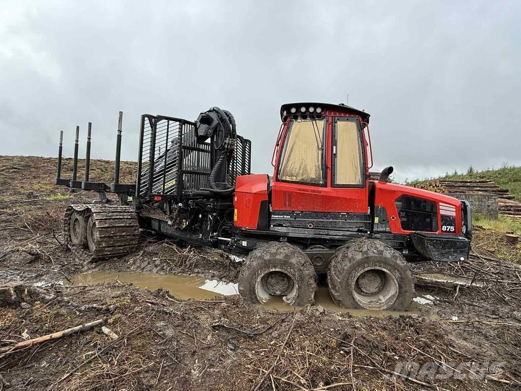 Komatsu 875 Forwarder