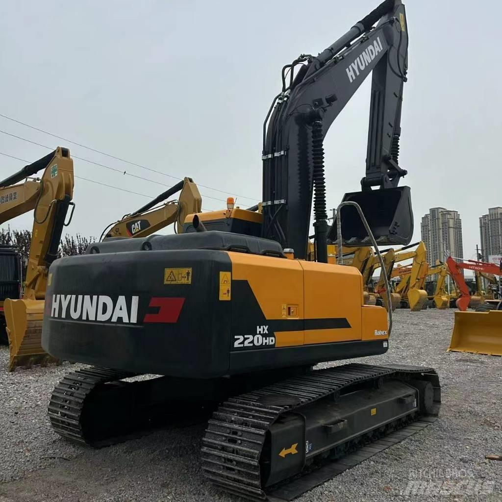 Hyundai 220VS Raupenbagger