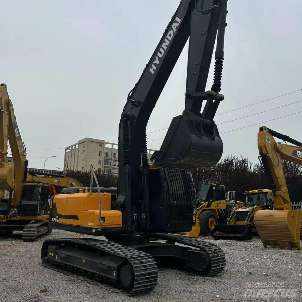 Hyundai 220VS Raupenbagger