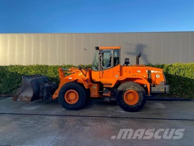 Doosan DL 200 Radlader
