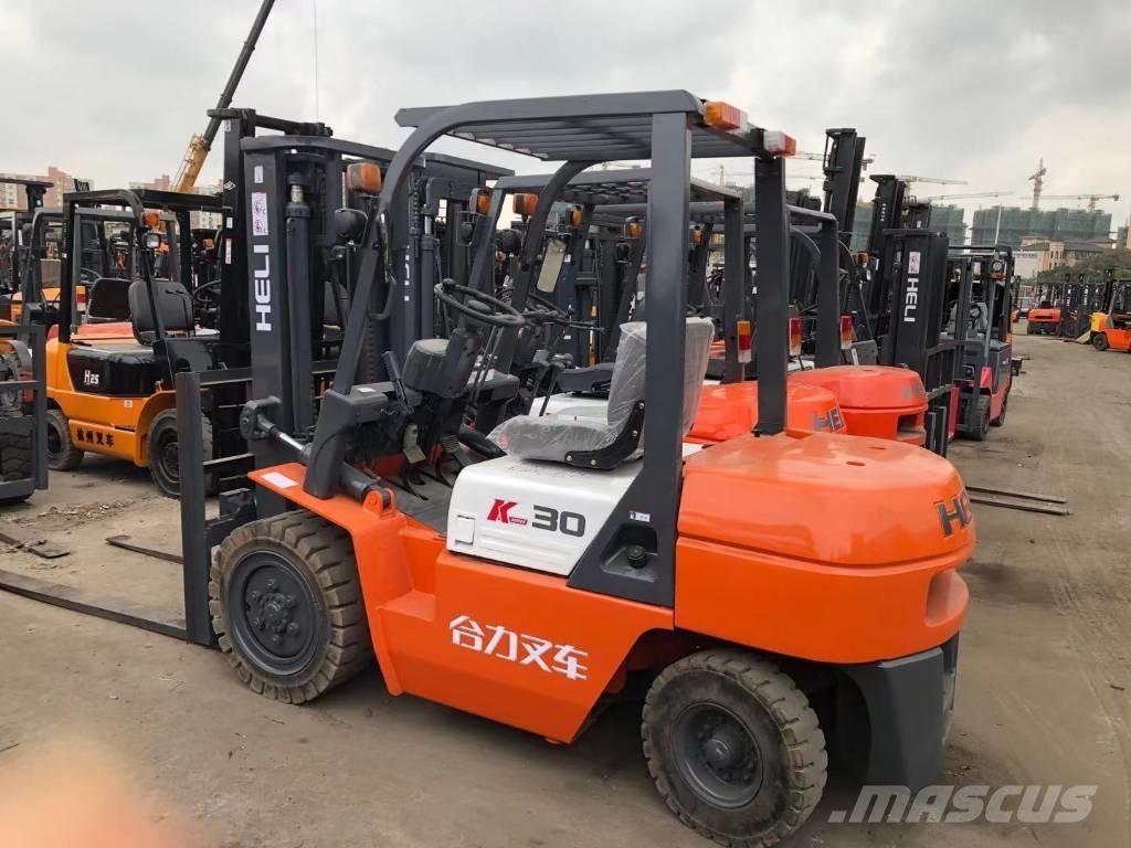 Heli FD 30 Diesel Stapler