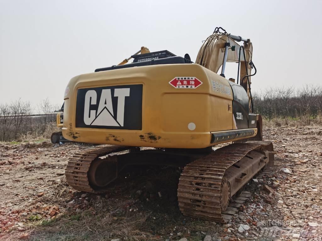 CAT 323 D L Raupenbagger