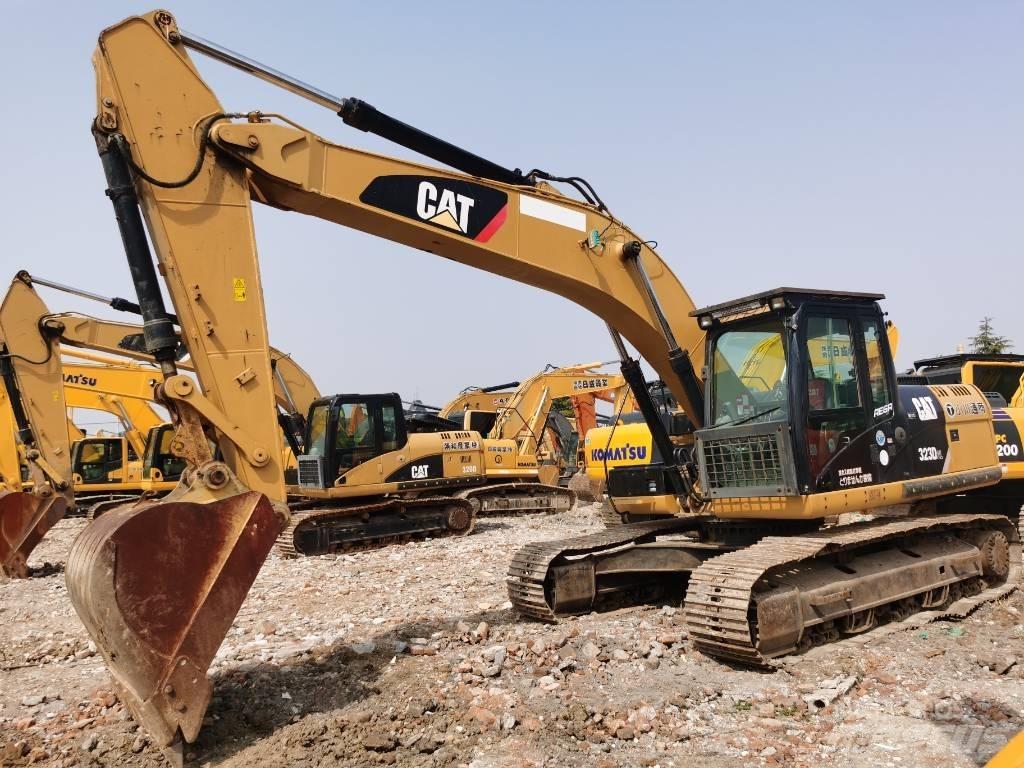 CAT 323 D L Raupenbagger