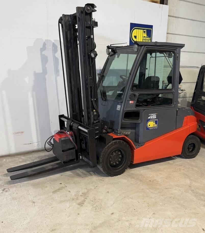 Toyota truck 8FBMT45 Elektro Stapler