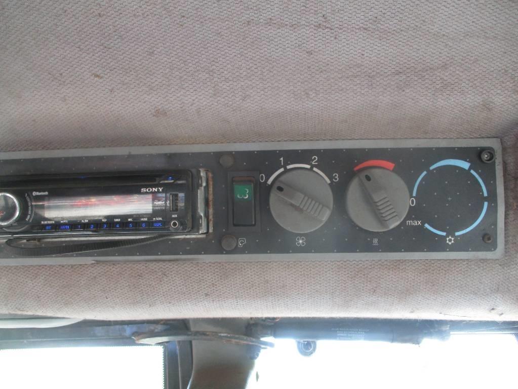 Valtra 6350 Traktoren