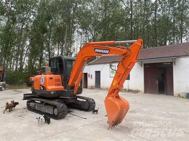 Doosan DX60 Minibagger < 7t