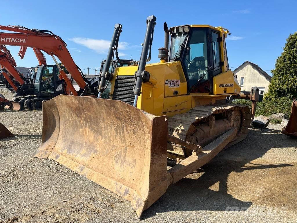 New Holland D180 Bulldozer