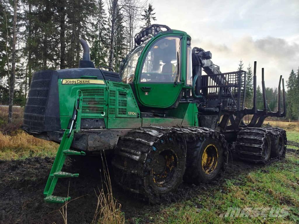 John Deere 1210 G Forwarder