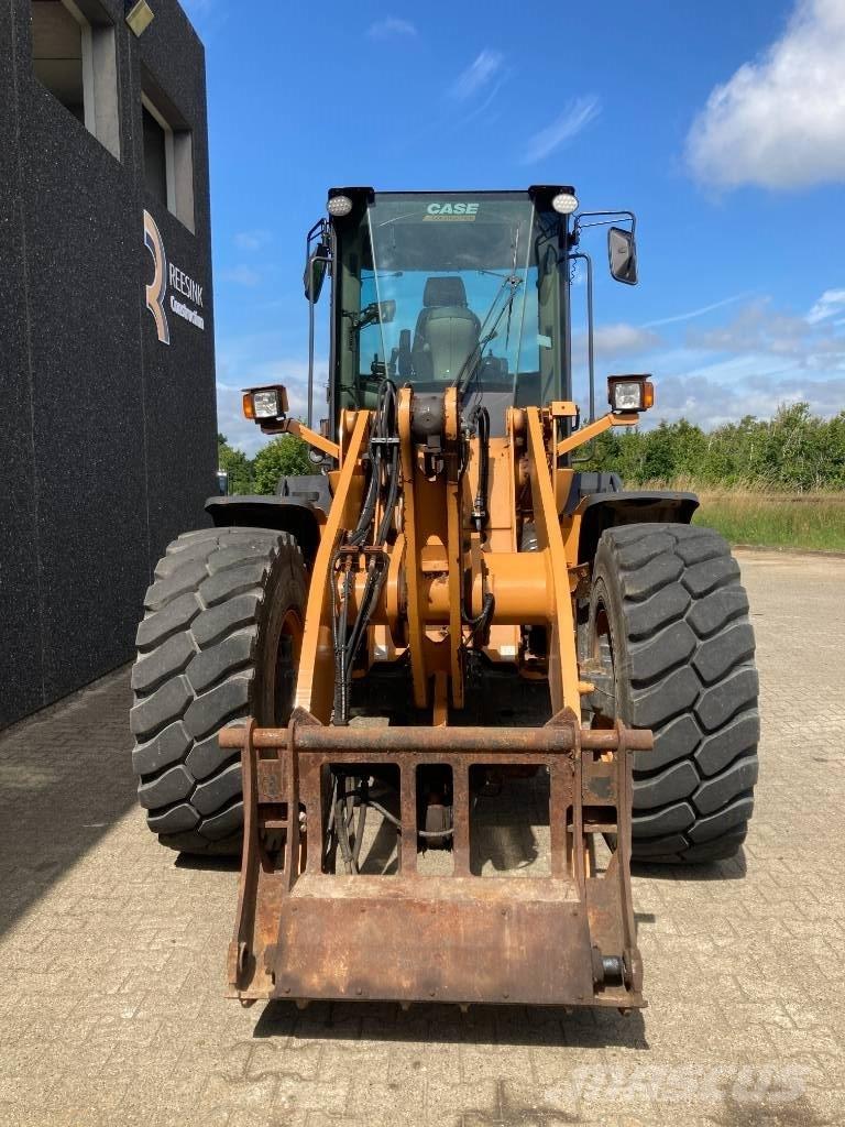 CASE 621 F XR Radlader