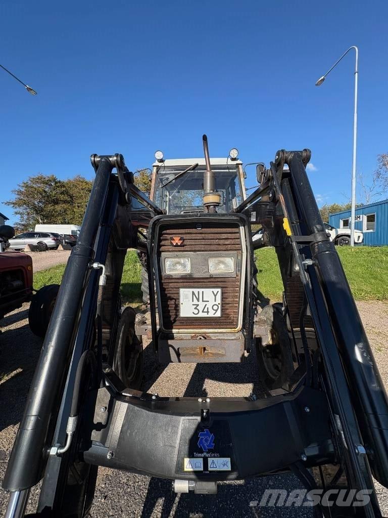 Massey Ferguson 375 Traktoren