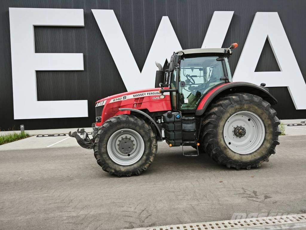 Massey Ferguson 8740 Traktoren