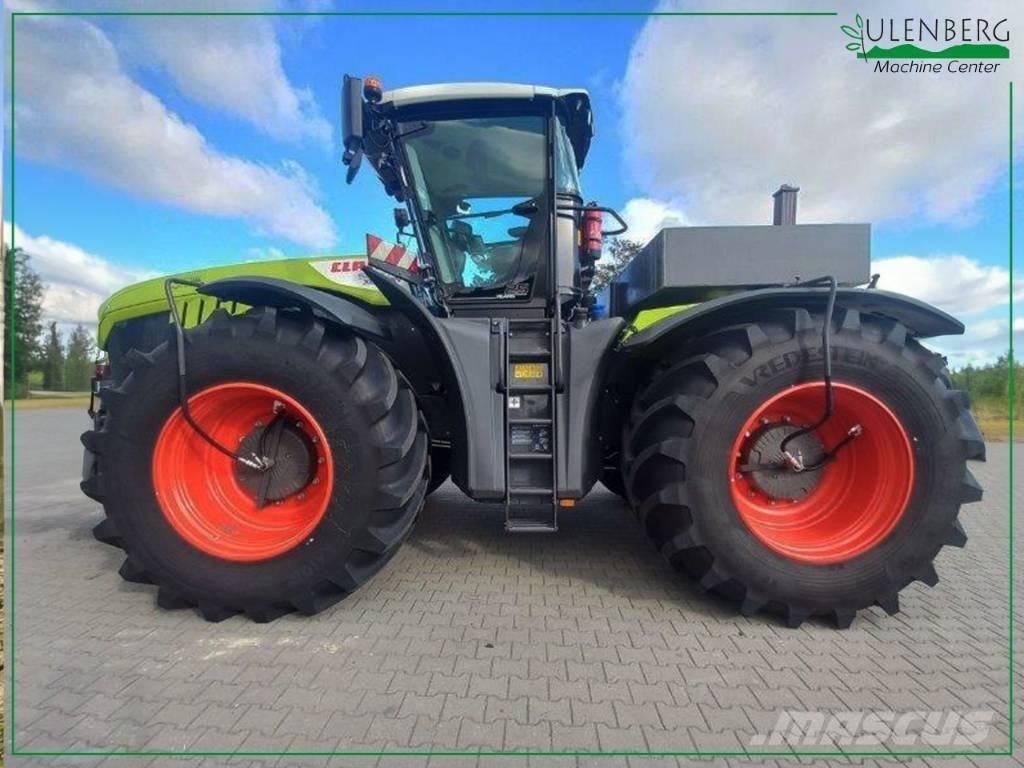 CLAAS XERION 5000 Traktoren