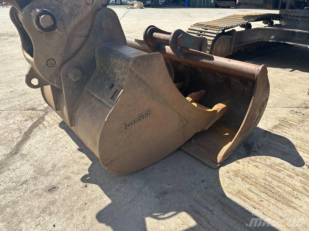 CASE CX 210 D Raupenbagger