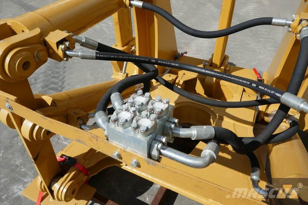 CAT D7E Ripper Andere Zubehörteile