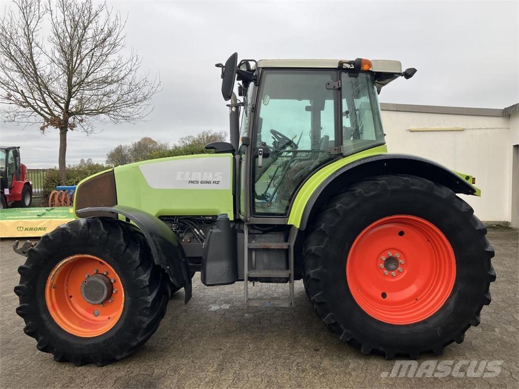 CLAAS Ares 696 RZ Traktoren