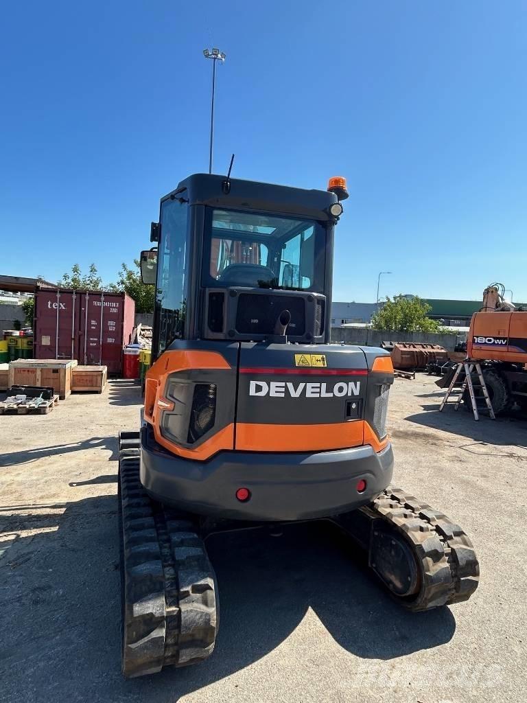 Develon DX 55 R-7 Minibagger < 7t