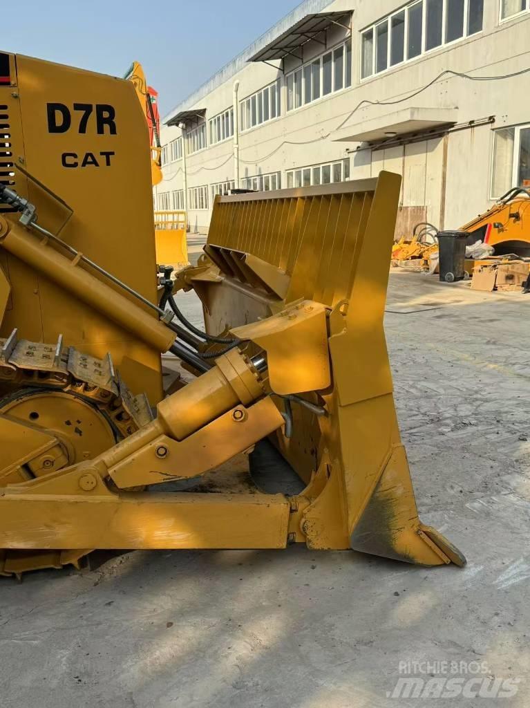 CAT D 7 R LGP Bulldozer