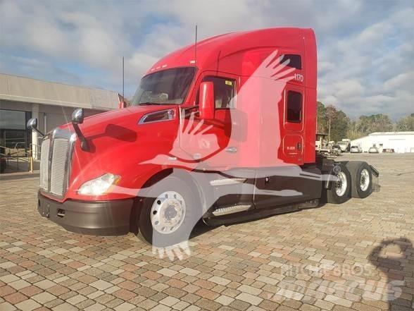 Kenworth T680 Sattelzugmaschinen