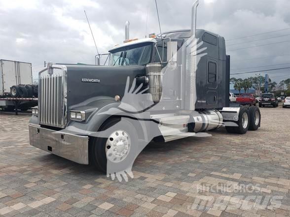 Kenworth W900 Sattelzugmaschinen