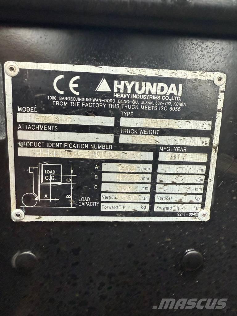 Hyundai 50DA-9 Diesel Stapler